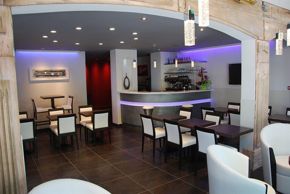 Hôtel Foch Tarbes Buitenkant foto