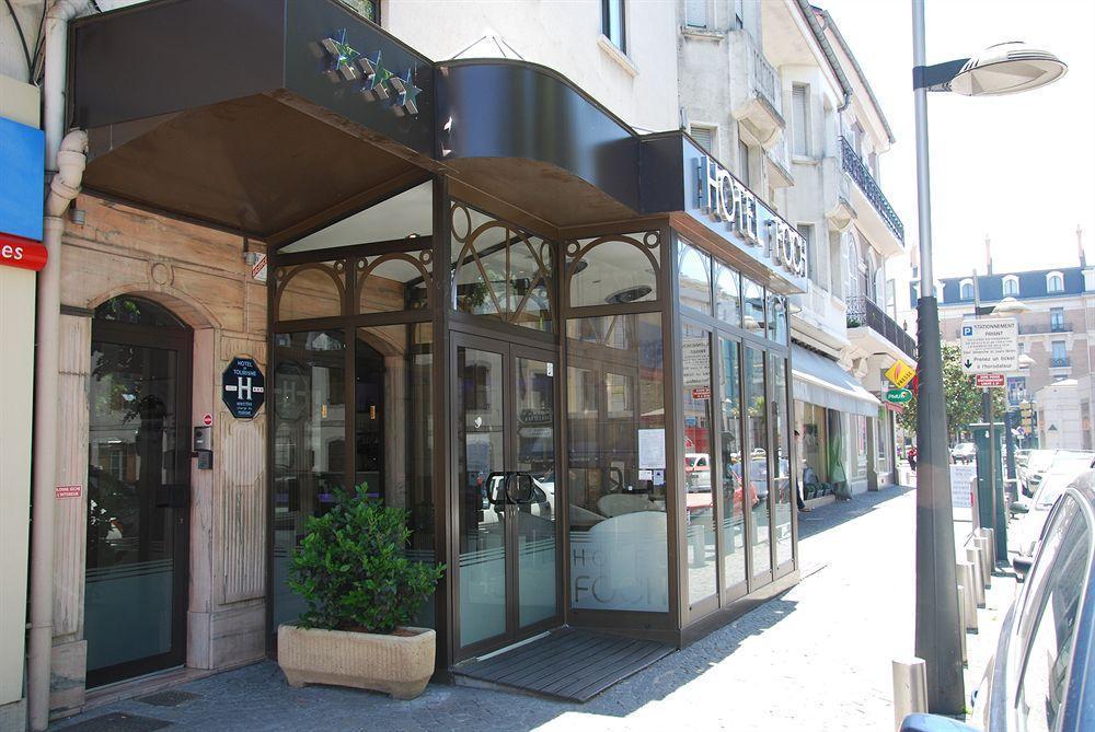 Hôtel Foch Tarbes Buitenkant foto