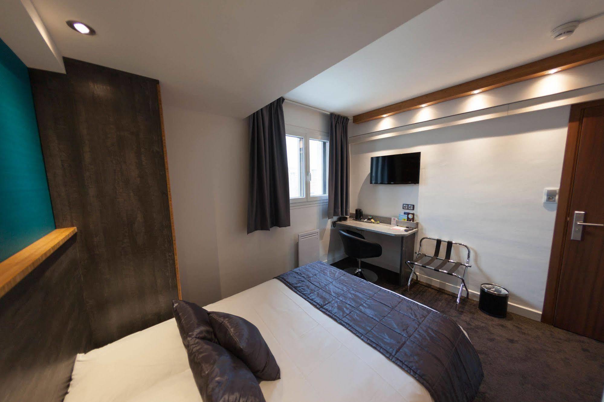 Hôtel Foch Tarbes Buitenkant foto