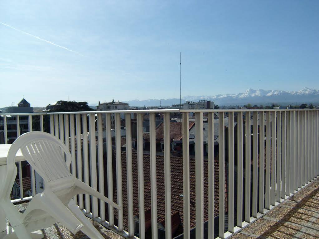 Hôtel Foch Tarbes Buitenkant foto