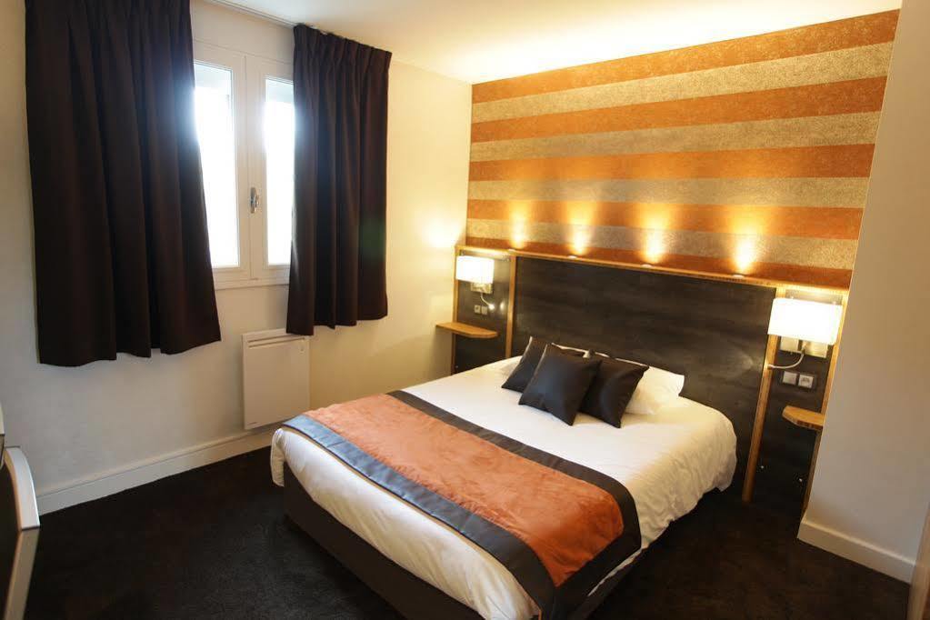 Hôtel Foch Tarbes Buitenkant foto