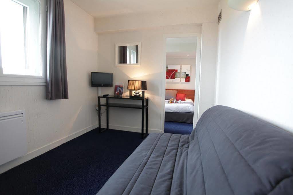Hôtel Foch Tarbes Buitenkant foto